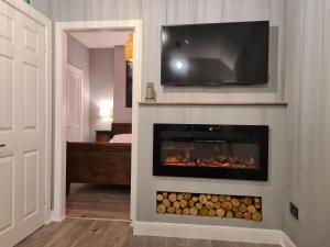 Peebles High Street Apartment