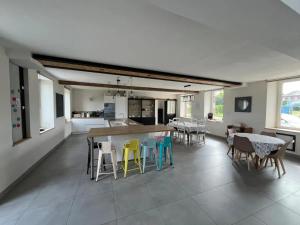 Spacieuse maison de vacances à Saint-Aubin avec 5 chambres