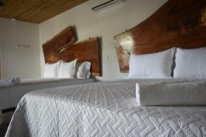 Bonding Coffee Roaster Café & Hotel