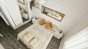 5 min walk to the beach Spacious terrace