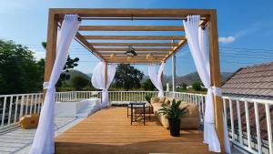 Poolvilla by wayu cha am