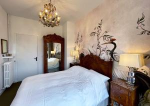 Demeure exceptionnelle proche du château de Vire