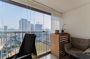 V1501 - Loft| Metrô| Ar-Cond.|Academia| Mercado 24h