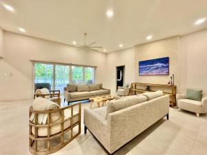 Esterillos Lote home