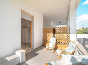 Villa Acqua Azzurra with Private Parking and Air Conditioning