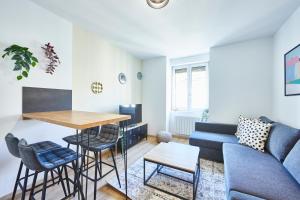 BE-4G - Appartement F2 pour 1-2 pers au 4ème étage au centre de Mulhouse