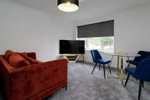 Invergarry Rouken Glen Retreat - Hurlet