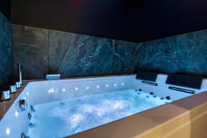 Appartements Love Room Pour un sejour en amoureux : photos des chambres