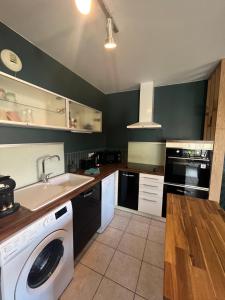 Appartements APPT CENTRAL - Loggia - CLIM - Parking : photos des chambres
