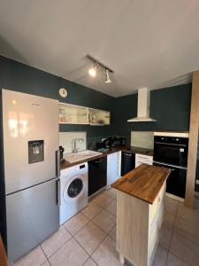 Appartements APPT CENTRAL - Loggia - CLIM - Parking : photos des chambres