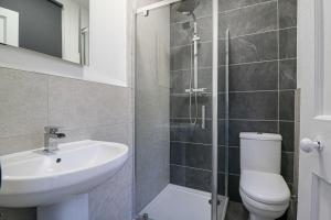 Marchfield Promenade View