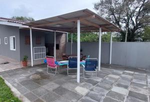 Matinhos, Balneário Gaivotas 3 quadras da praia