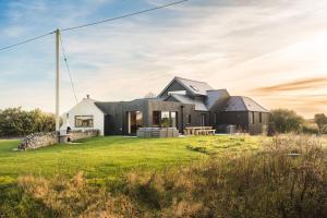 Alynfa Barn House Rhosniegr