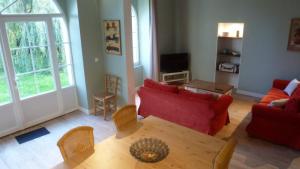 Maisons de vacances LePireau fr Gites Piscine chauffee : photos des chambres