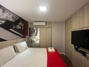 J908 · Flat Moema (Hotel Mercure). Piscina, Fit e Metrô