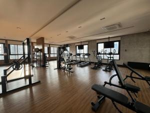 O1918 Sua casa na Vila Olimpia com piscina e academia e ar condicionado