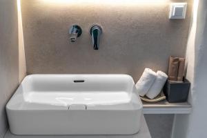 Rabagas Suites - In The Heart of Sifnos