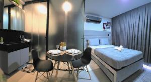 Jardim Oceania c Piscina e Pertinho do Mar