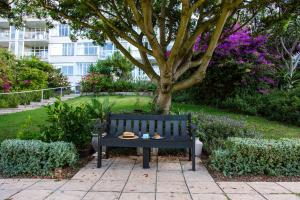 Family Unit - Near Waterfront & Stadium - Pool & Parking