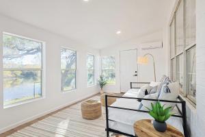 Luxurious 6BR 3BA Villa with Hot Tub