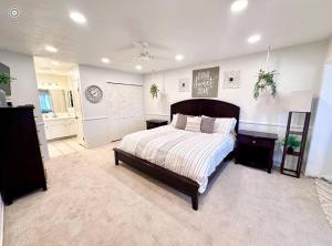 Water View Condo - Beach walkable