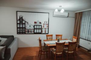 Apartment Rhea with Terrace & Parking