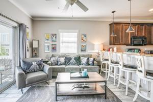 Walk to Shore Myrtle Beach Home with Pool Access!