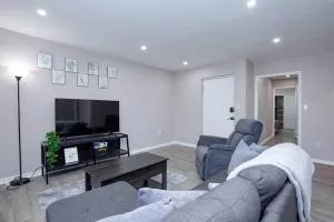 Entire Home with Washer, Dryer and Smart TV - 30 Min NYC - 西奥兰治