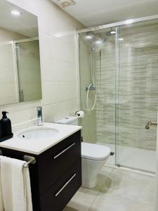 Duplex Agustín M con parking gratuito