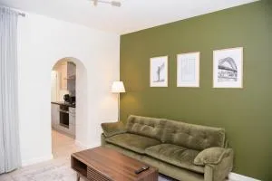 Modern City Living, 1km from the Heart of Town! - Elswick