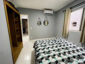 01 · Lindo apartamento lado praia!