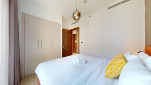 Locations I Creek Vistas Reserve I Luxury Calm 1BR I 12 Min Drive to Downtown Dubai & Business Bay I Modern Comfort in Meydan Community