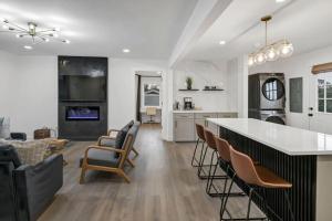 Earlewood Ranch - 4BR, 3BA