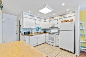 Sea Cabin 147 - 2nd Row - Cherry Grove Section