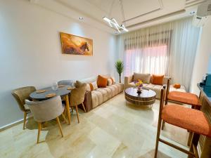 Top Location, NEUF, piscine & Comfort