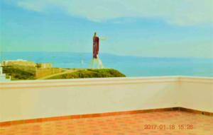 Beautiful 6 bedrooms mansion with a pool