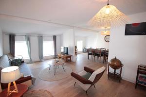 LOGEMENT NEUF "MEUSE" - HYPER CENTRE - PARKING PROCHE - PROCHE GARE - 4 CHAMBRES - TERRASSE COUVERTE - WIFI ! Géré par PrestaZenServices