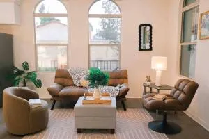 Jies Choice Decent 2b2b Suite 15 mins to DT unit C - 阿罕布拉