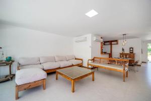 BZ80 Centro de Buzios! Linda Casa c Piscina!