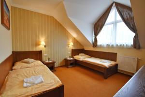 Standard Twin Room room in Country Saloon Belá