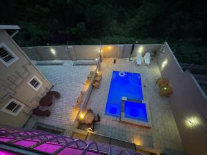 Durban Holiday Apartments by Mieli Estates , Unit 4