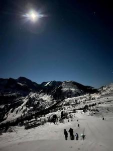 Appartements cosy appt 6 beds dans residence MMV : photos des chambres