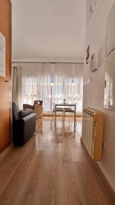 HOUSE ESTUDiO FAMiLiAR 6 PAX WIFI