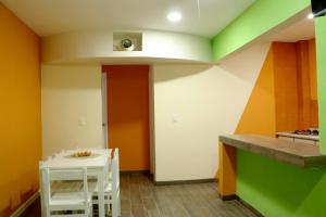 Sensity Home Departamento 7, Colorido y amplio Familiar