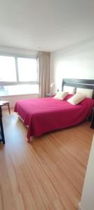 Amplio DOS ambientes con balcón a 250 mts del mar