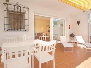 Holiday Home Marbella near Sand Beach