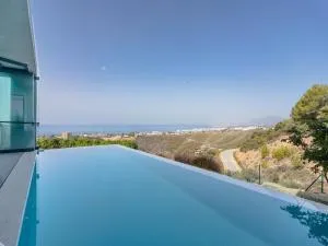 Amazing villa with terrace - Ojén