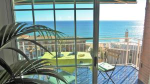 Bianca Seaview & Beach Apartment
