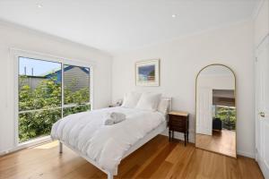 Luxury Lorne