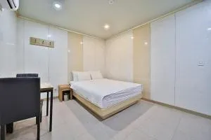 The Godfather of Jukdo Market in Pohang - Yeongdeok